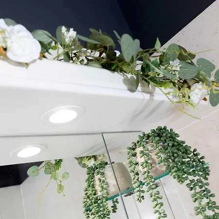 Daire Ts1 Large With Private Parking