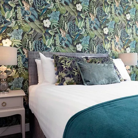 Ts1 Large With Private Parking Middlesbrough